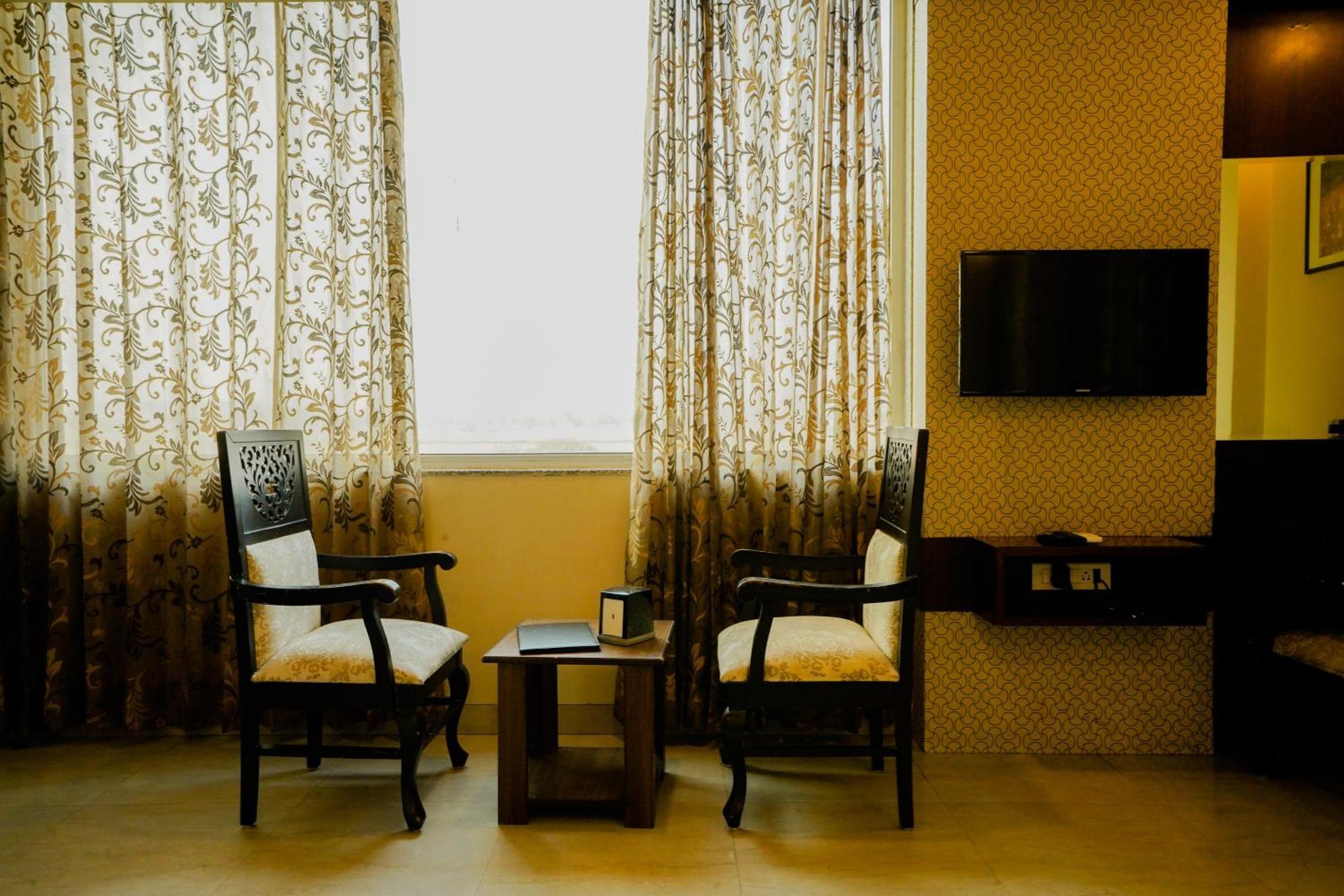 Hotel Cheelgadi Dźajpur Zewnętrze zdjęcie